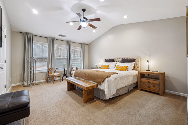 https://upcdn.io/W23MTH6/image/uploads/2025/08/29/4jYWX2kPAG-017%20-%20396%20grenier%20terrace%20ne%20lawrenceville%20ga.jpg?f=avif&w=900&h=500&fit=cover&quality=60