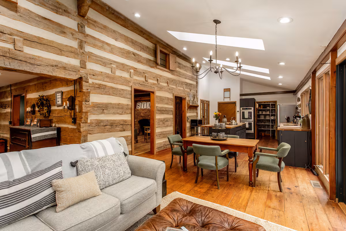 Bryan Luxury Cabin