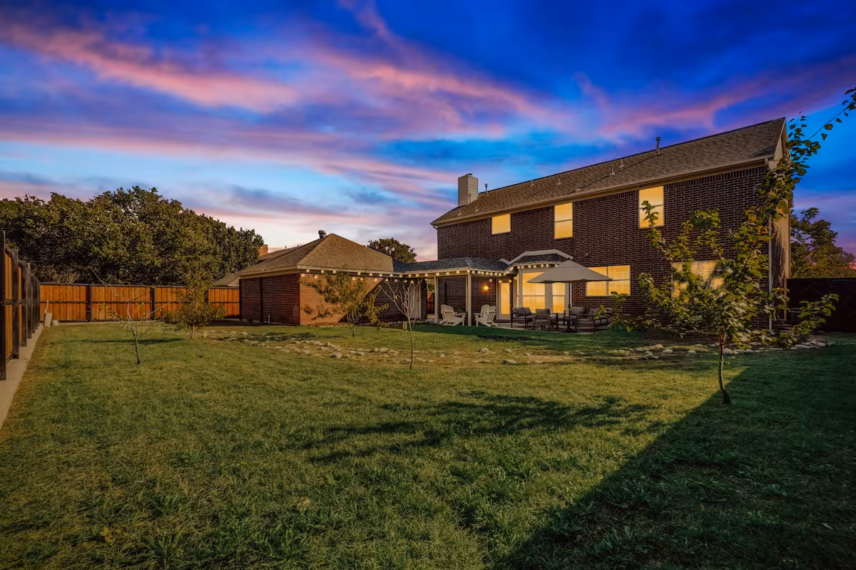 Lewisville Estate - Spacious 5BR w/ Game Room