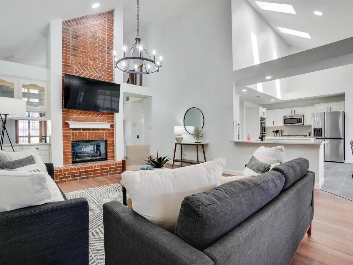 Modern Rustic Oasis/Games/Cinema/UTD/Plano/Frisco