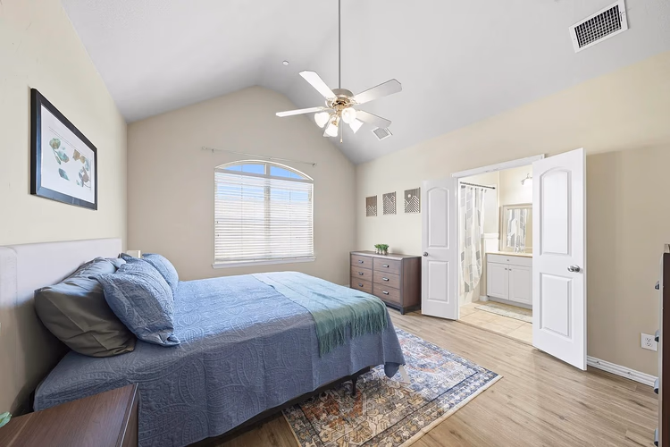 https://upcdn.io/W23MTH6/image/uploads/2025/09/13/4jWXfZGsD6-Primary%20Bedroom%20374%20Hamilton%20St.%2C%20Lewisville%2C%20TX.jpg?f=avif&w=900&h=500&fit=cover&quality=60