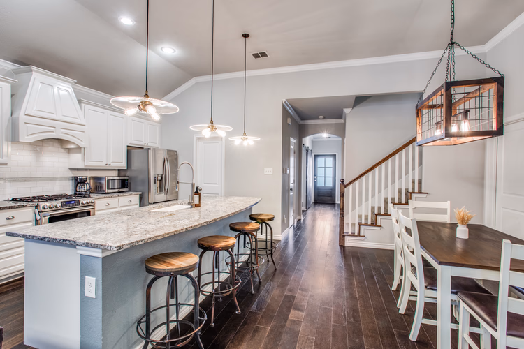 https://upcdn.io/W23MTH6/image/uploads/2025/09/19/4jVj22T85H-5128-collinwood-ave-fort-worth-tx-76107-High-Res-10.jpg?f=avif&w=900&h=500&fit=cover&quality=60