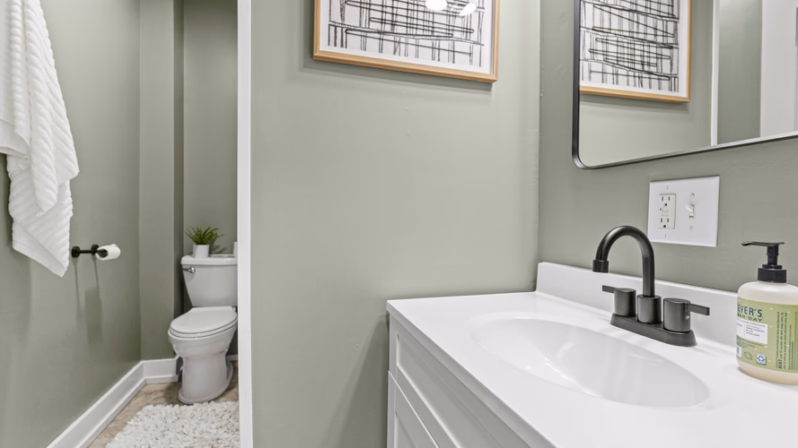 https://upcdn.io/W23MTH6/image/uploads/2025/09/19/4jVifxmmEf-45-web-or-mls-DSC01668.jpg?f=avif&w=900&h=500&fit=cover&quality=60