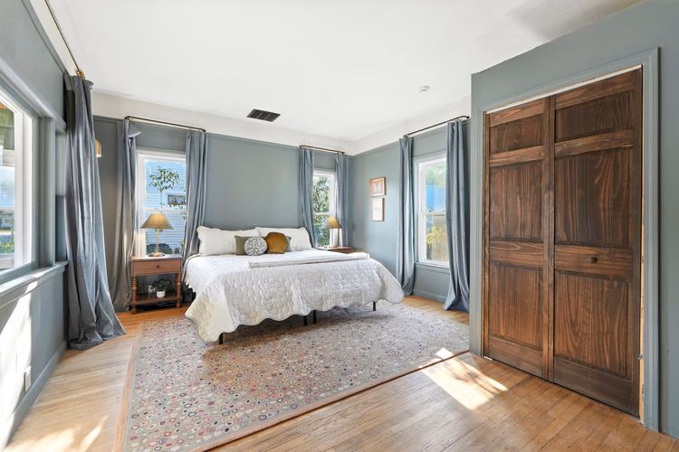 https://upcdn.io/W23MTH6/image/uploads/2025/09/19/4jVicxBTKm-27-web-or-mls-033_DSC04194.jpg?f=avif&w=900&h=500&fit=cover&quality=60