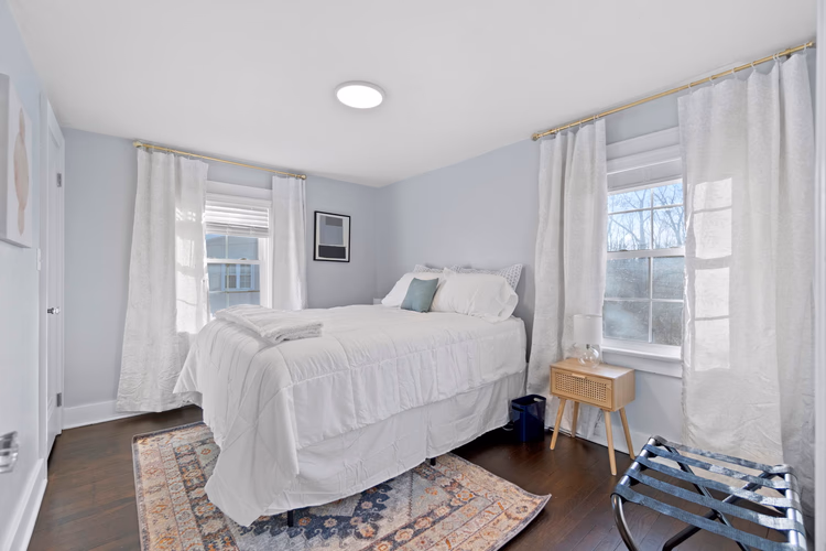 https://upcdn.io/W23MTH6/image/uploads/2025/09/19/4jViWM5f6M-24-web-or-mls-DSC05360.jpg?f=avif&w=900&h=500&fit=cover&quality=60