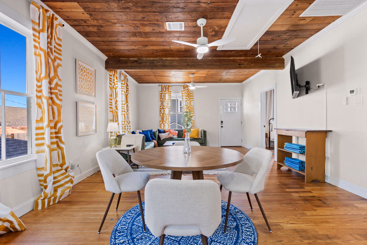 https://upcdn.io/W23MTH6/image/uploads/2025/09/21/4jVZBdobKx-Dining%202%20door.jpeg?f=avif&w=900&h=500&fit=cover&quality=60