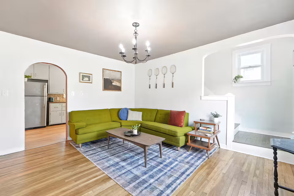 Huntertown 3 Bed with Deck, Fenced Yard for Pets!