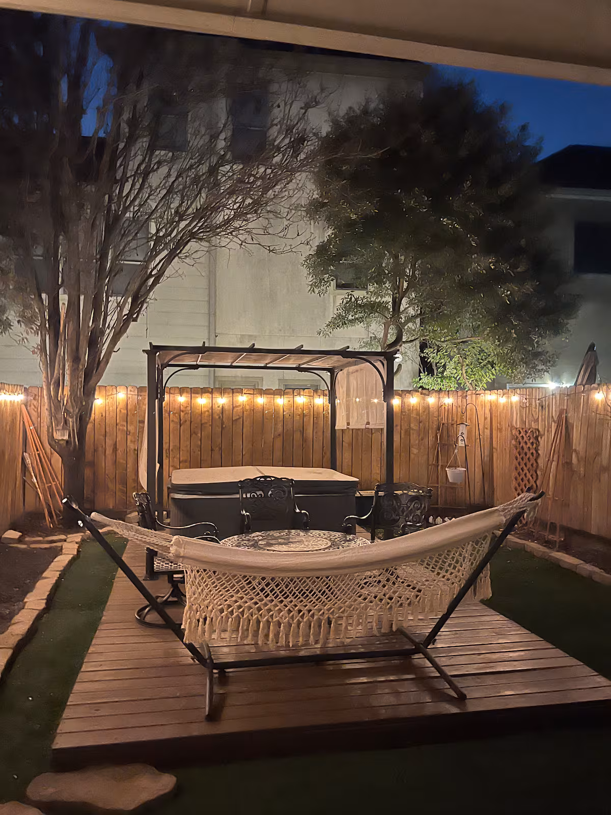 LUXE- hot tub and yard- The Healing Home