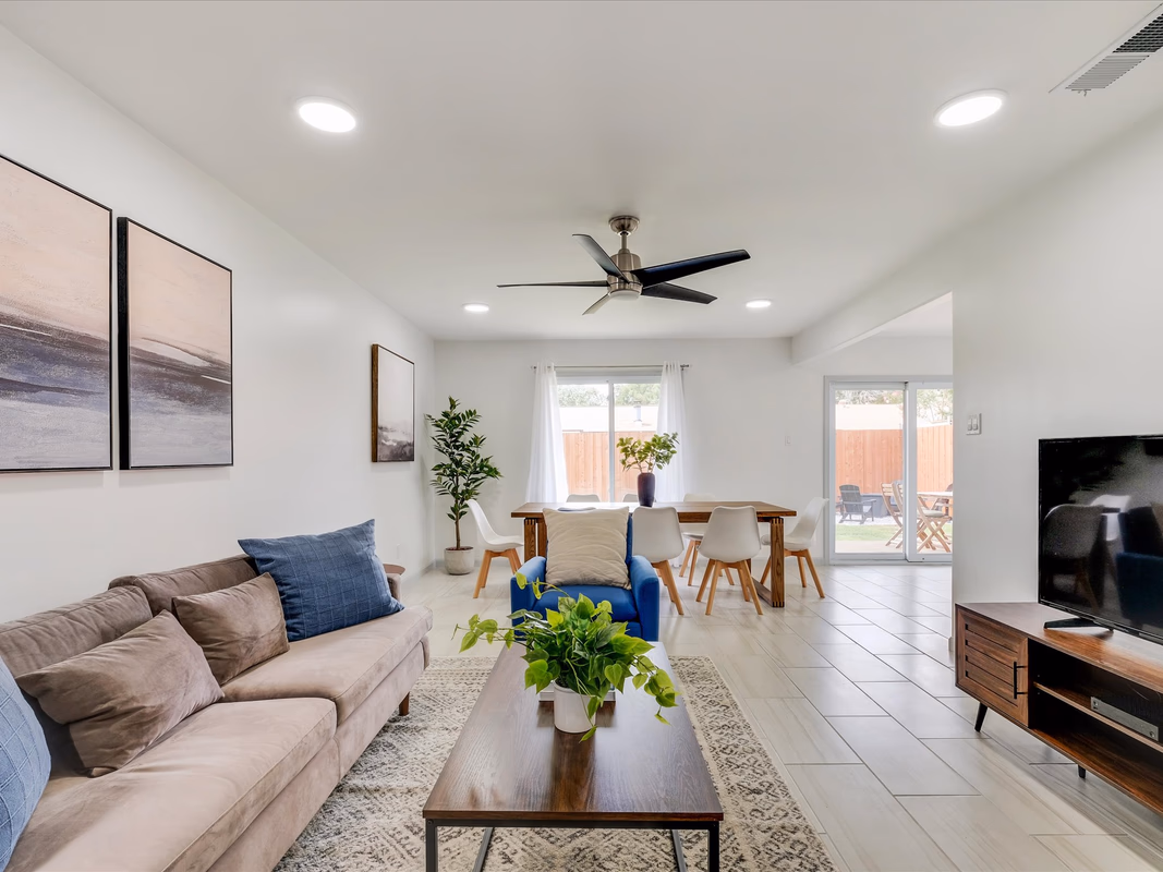 Best of Irving - Yard, Firepit, Free Parking