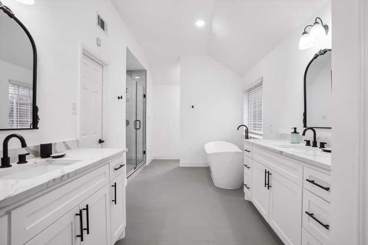 https://upcdn.io/W23MTH6/image/uploads/2025/09/23/4jVE5rQ69S-G%20(2).jpg?f=avif&w=900&h=500&fit=cover&quality=60