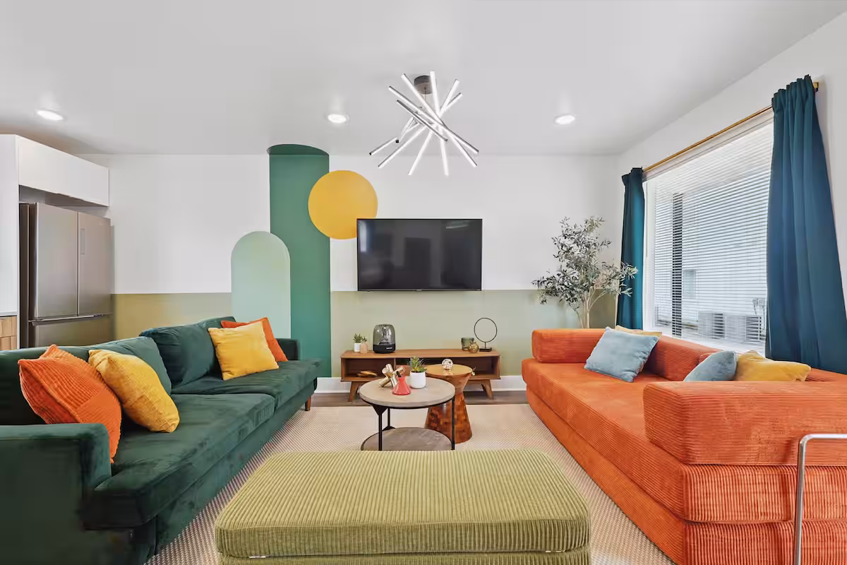 Heart of Dallas in Knox Henderson | Sleeps 4
