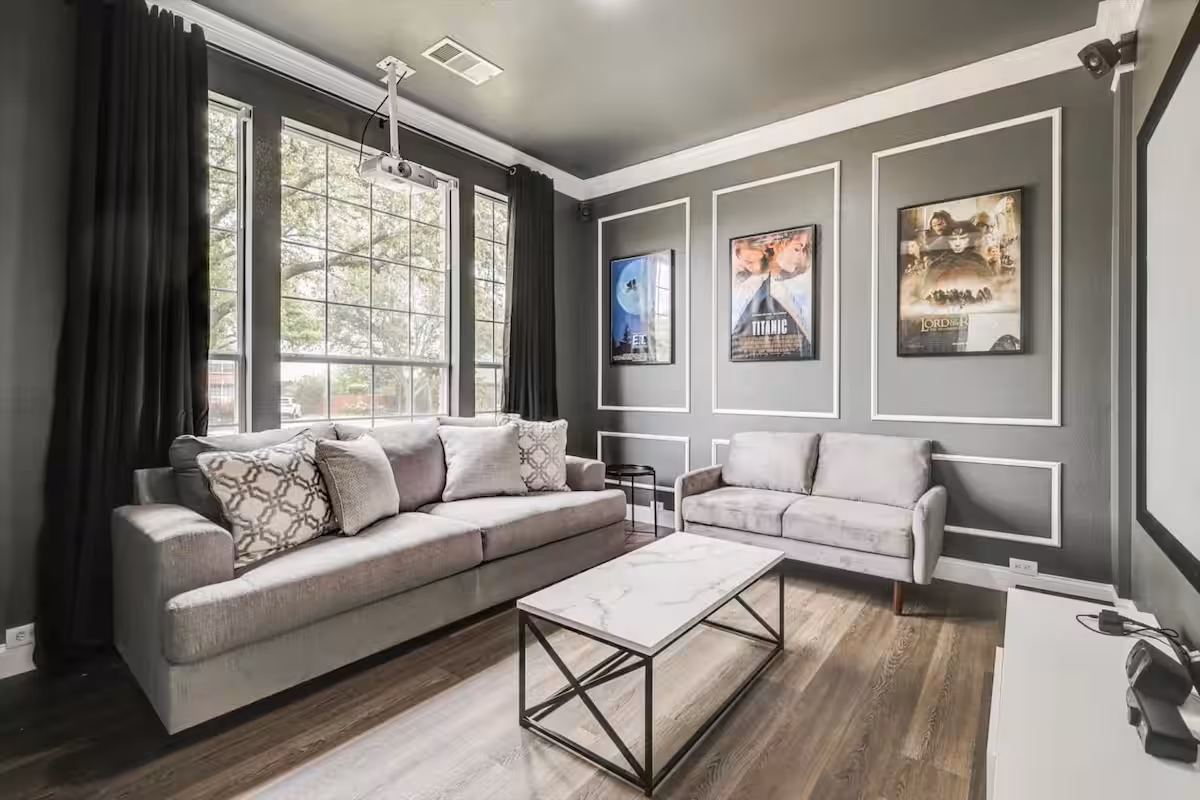 Stunning 6BR, Pool - Great for Big Groups