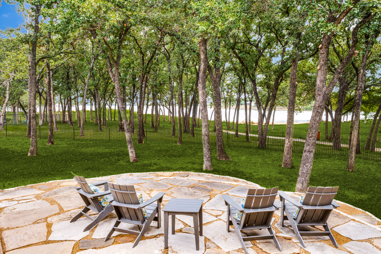 https://upcdn.io/W23MTH6/image/uploads/2025/09/24/4jV5wVxvJB-825-carrie-ln-lakewood-village-tx-75068-2-High-Res-1.jpg?f=avif&w=900&h=500&fit=cover&quality=60