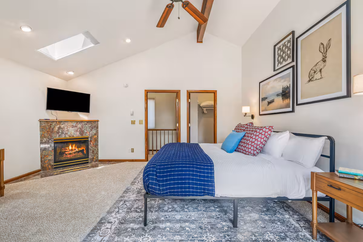 4 bedroom, 2 bath home with attached garage
