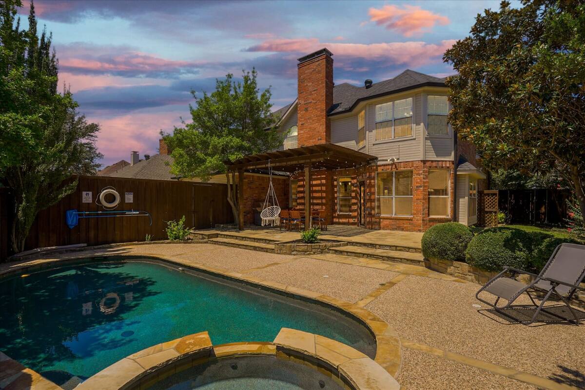 Spacious & Cozy Texas Gem with Private Pool