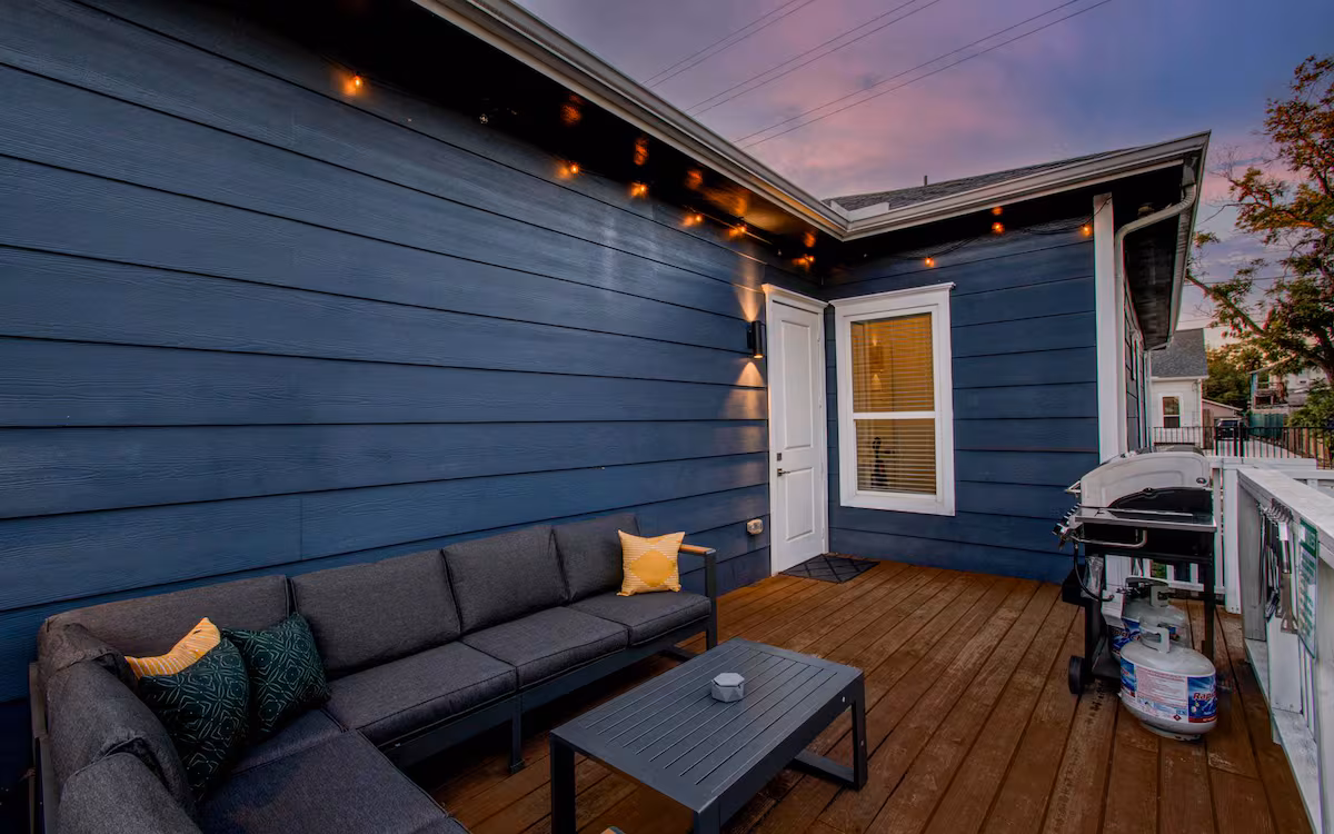 3BD Historic Charm x Modern Amenities w Hot Tub