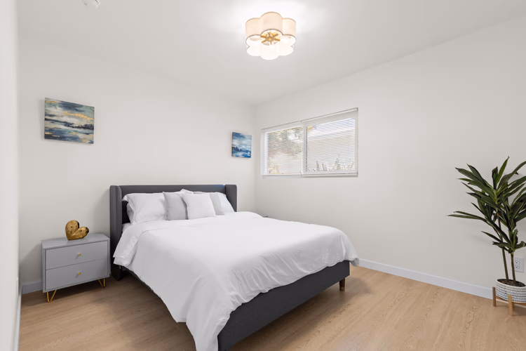 https://upcdn.io/W23MTH6/image/uploads/2025/10/01/4jU8mxp44F-Photo%20Jun%2003%202025%2C%209%2028%2059%20PM.jpg?f=avif&w=900&h=500&fit=cover&quality=60