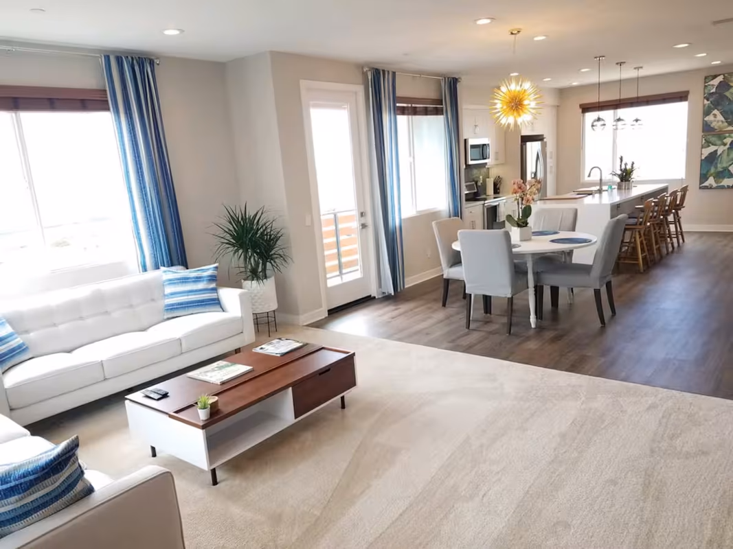 Modern, Clean San Diego Bayview Townhome