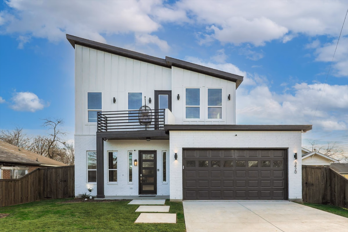 Modern and Spacious High End Home near Downtown