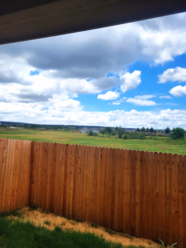 https://upcdn.io/W23MTH6/image/uploads/2025/10/07/4jTM3rFr2L-Backyard1f.jpg?f=avif&w=900&h=500&fit=cover&quality=60