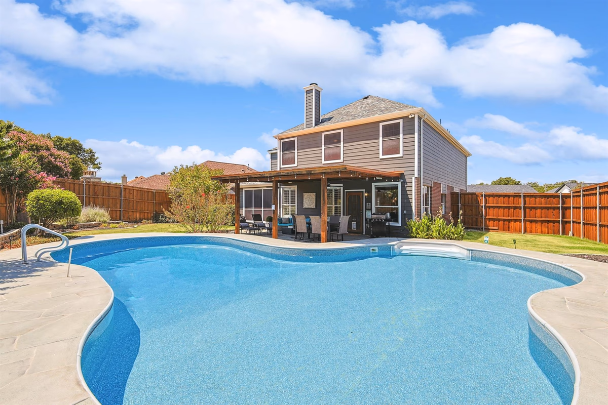 5BD Vacation Retreat - Pool, Patio, Cinema
