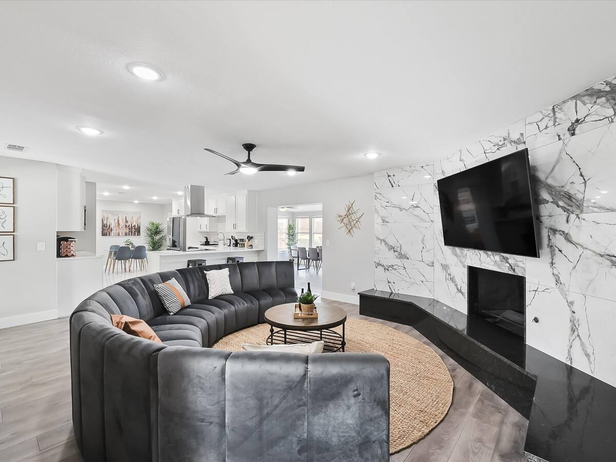 Ridgefield Estate, 5BED, Backyard, Games