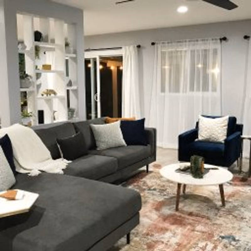 3BD - Large Backyard - Workdesks