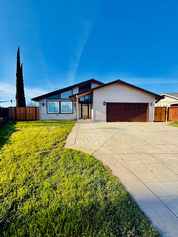 Cozy & Bright Retreat