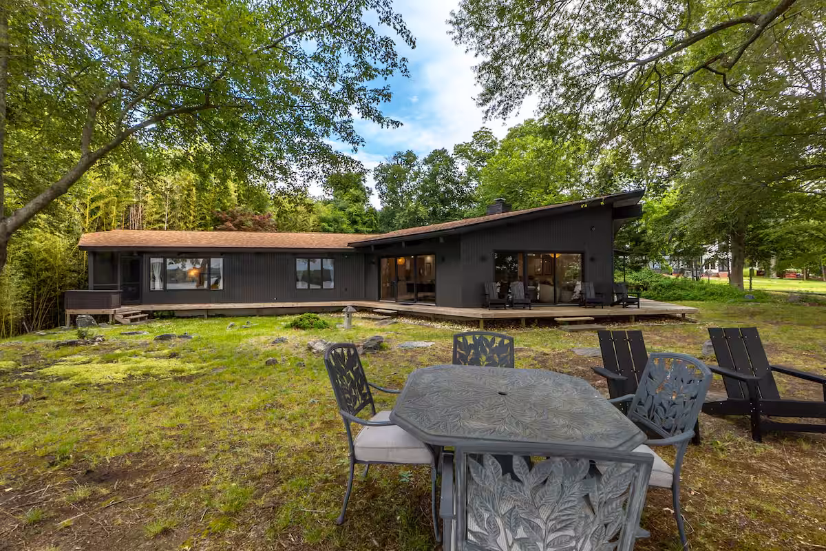 Haiku River House — Fort Washington, MD | 5BR / 5BA | Sleeps 10