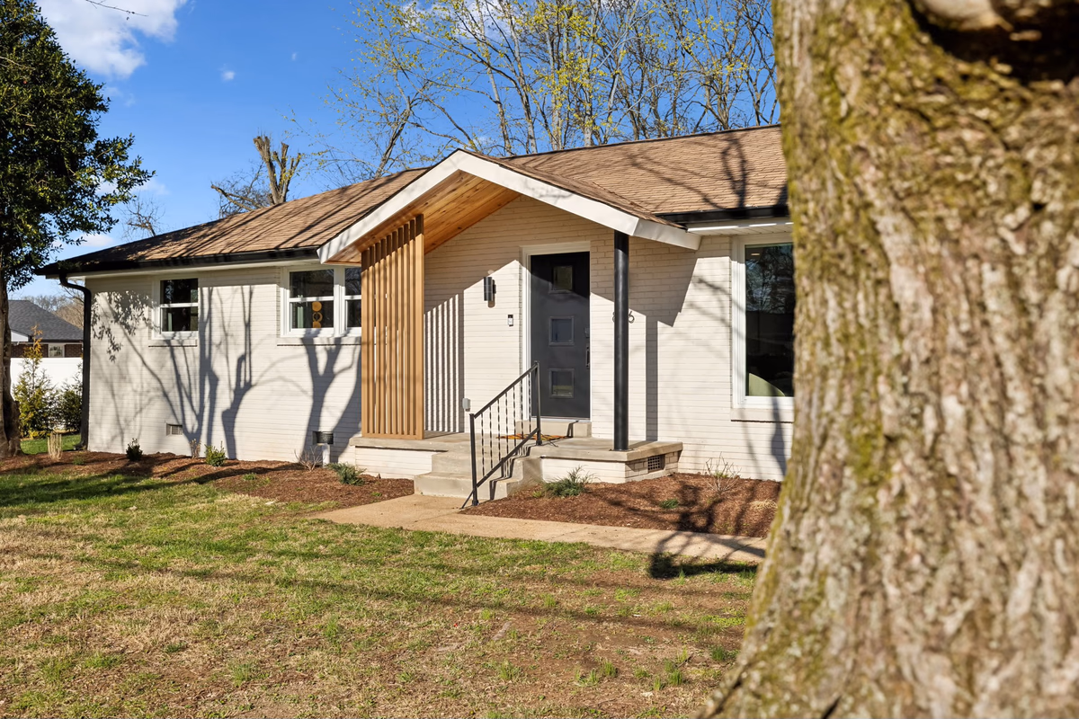 Franklin TN Ranch Home Close to Parks and Shops