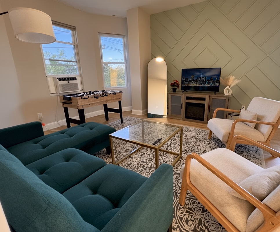 Spacious 6BD 2BA Apartment in NYC - 20 mins to Manhattan