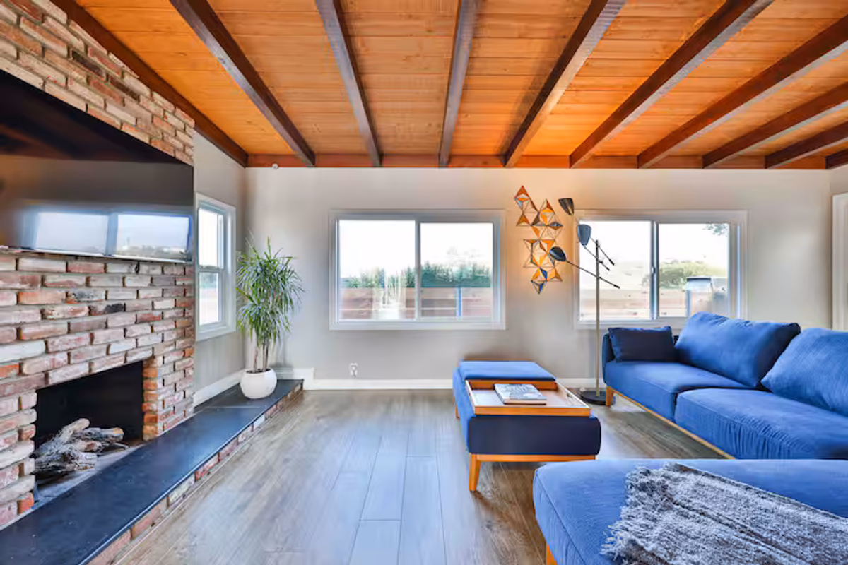 6421 Carthage Street San Diego, CA 92120