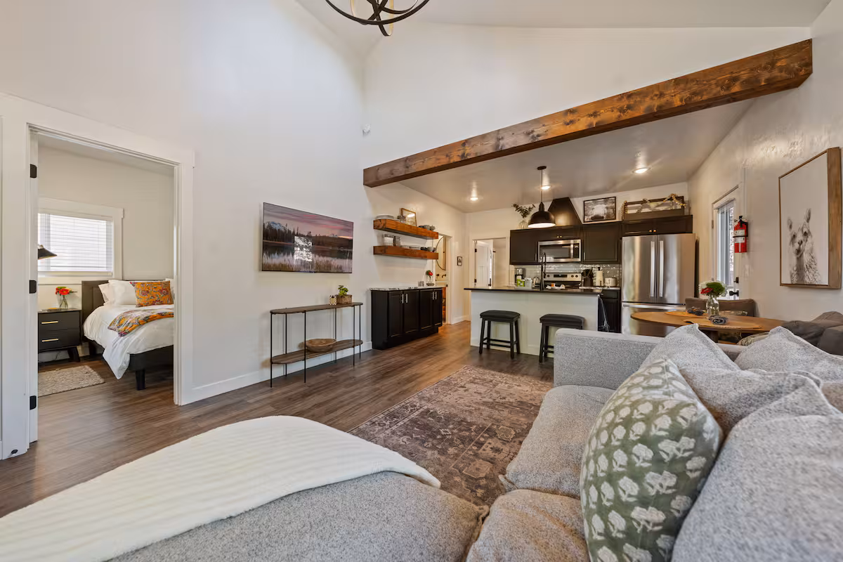 Bend's Darling Bungalow