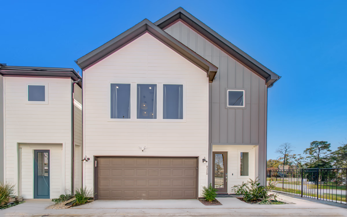 Chic & Central 3-BD/2.5-BA, Mins to DT & Midtown