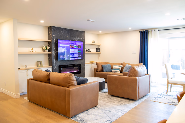 Modern Home in The Colony - Perfect for Families & Work Trips