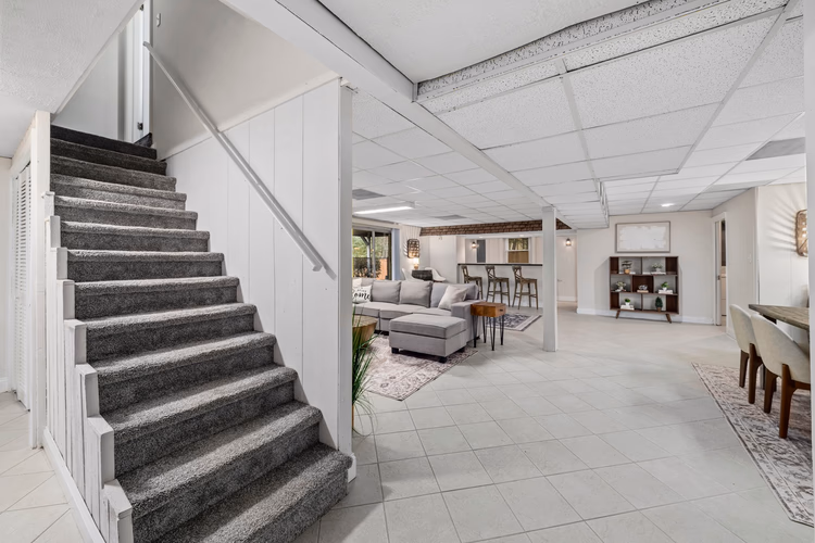 https://upcdn.io/W23MTH6/image/uploads/2026/02/28/4j8RKnpVBm-39-web-or-mls-A0006312.jpg?f=avif&w=900&h=500&fit=cover&quality=60