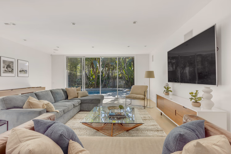 2176 Coldwater Canyon Dr, Beverly Hills, CA, 90210