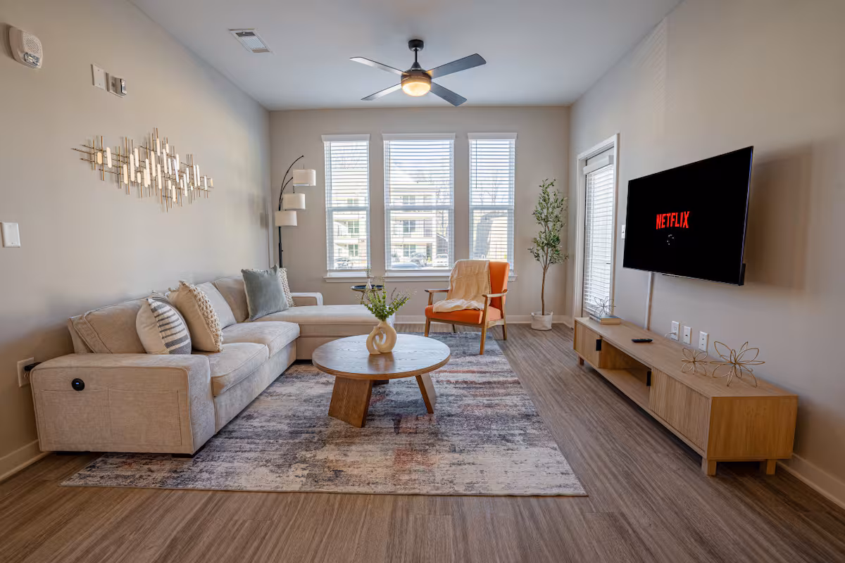 Elegant, Spacious Apt | Pool | Long Stays