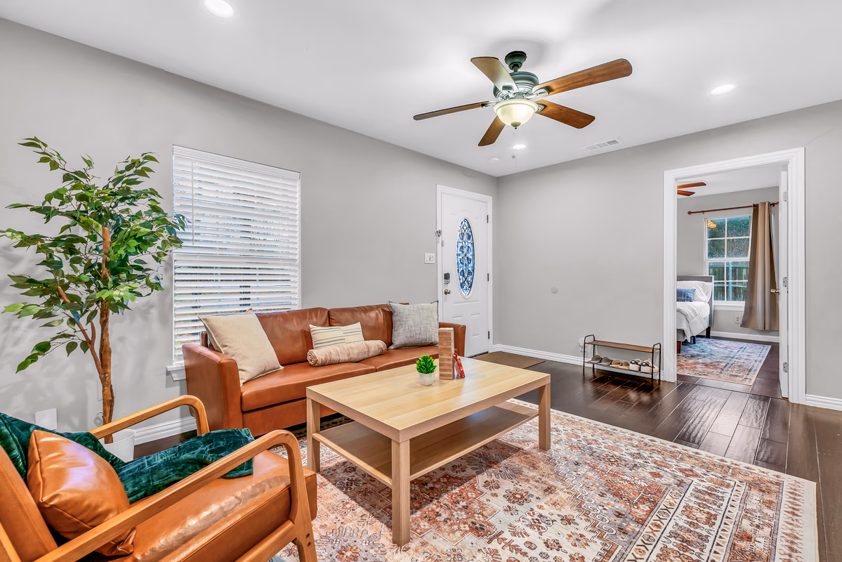 Cozy and charming bugalow