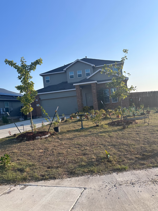 Av beautiful, elegant and stylish house in Cool Springs Blvd, Kyle, TX 78640
