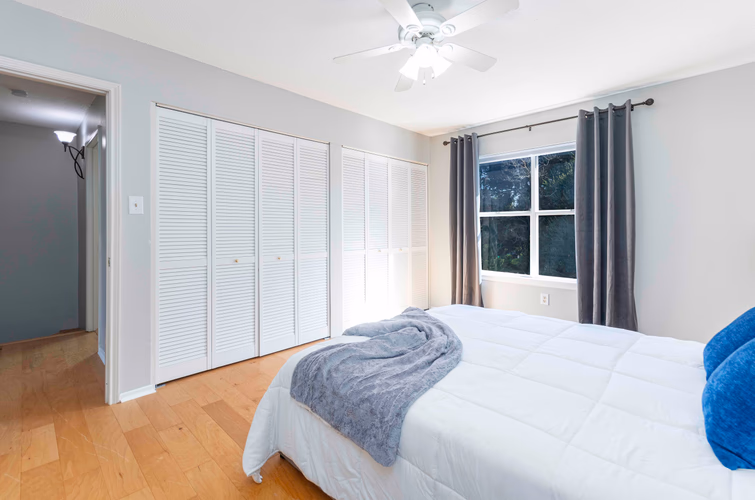 https://upcdn.io/W23MTH6/image/uploads/2026/05/29/4ivZXnfa4y-1st%20Bedroom%202.jpg?f=avif&w=900&h=500&fit=cover&quality=60