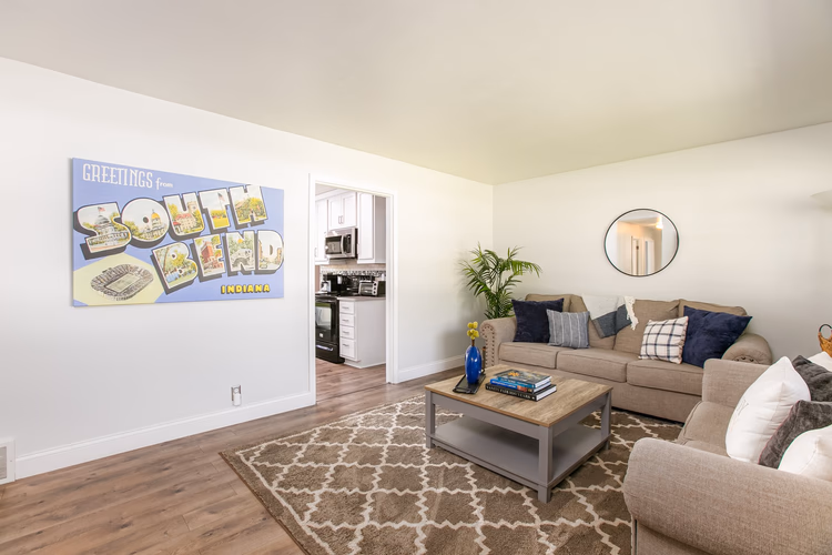 https://upcdn.io/W23MTH6/image/uploads/2026/06/11/4itqBWw3Cs-2-web-or-mls-00-1.jpg?f=avif&w=900&h=500&fit=cover&quality=60