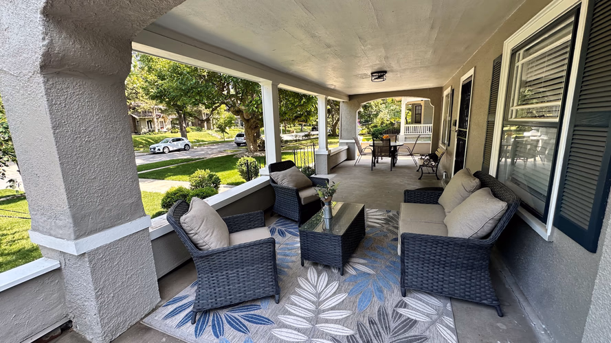 https://upcdn.io/W23MTH6/image/uploads/2026/06/14/4itSA9S2CT-Patio%202-1.JPG?f=avif&w=900&h=500&fit=cover&quality=60