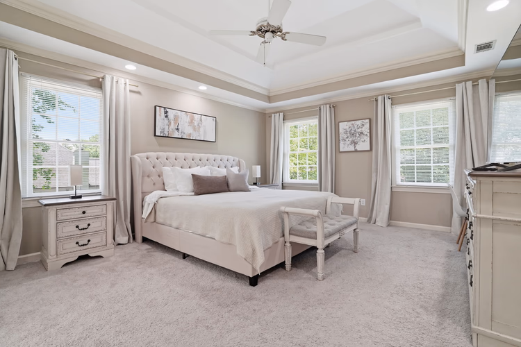 https://upcdn.io/W23MTH6/image/uploads/2026/06/15/4itKUWuwH5-70-web-or-mls-A7302484.jpg?f=avif&w=900&h=500&fit=cover&quality=60