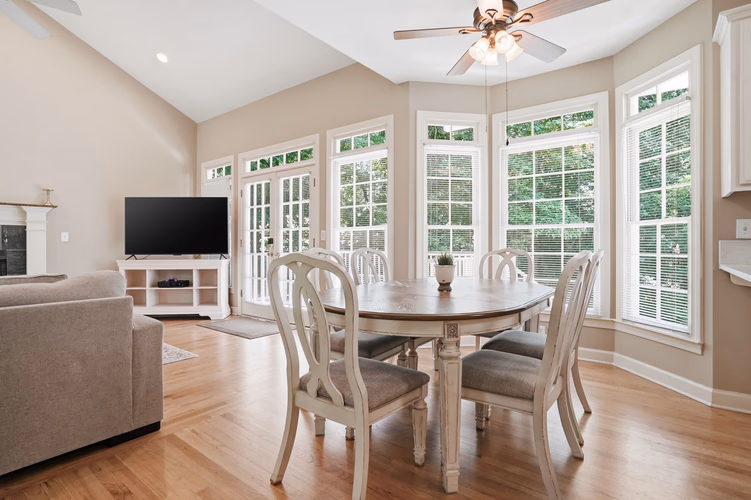 https://upcdn.io/W23MTH6/image/uploads/2026/06/15/4itKUX1mGi-50-web-or-mls-A7302412.jpg?f=avif&w=900&h=500&fit=cover&quality=60