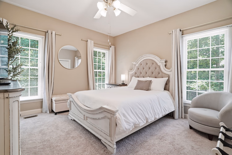 https://upcdn.io/W23MTH6/image/uploads/2026/06/15/4itKUWsp3o-45-web-or-mls-A7302391.jpg?f=avif&w=900&h=500&fit=cover&quality=60