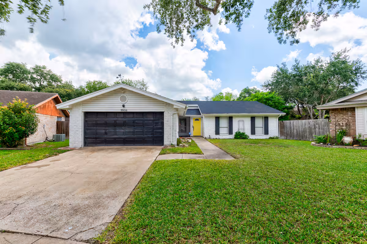 Stunning 3 BD Family Home+ Game Room+PingPong
