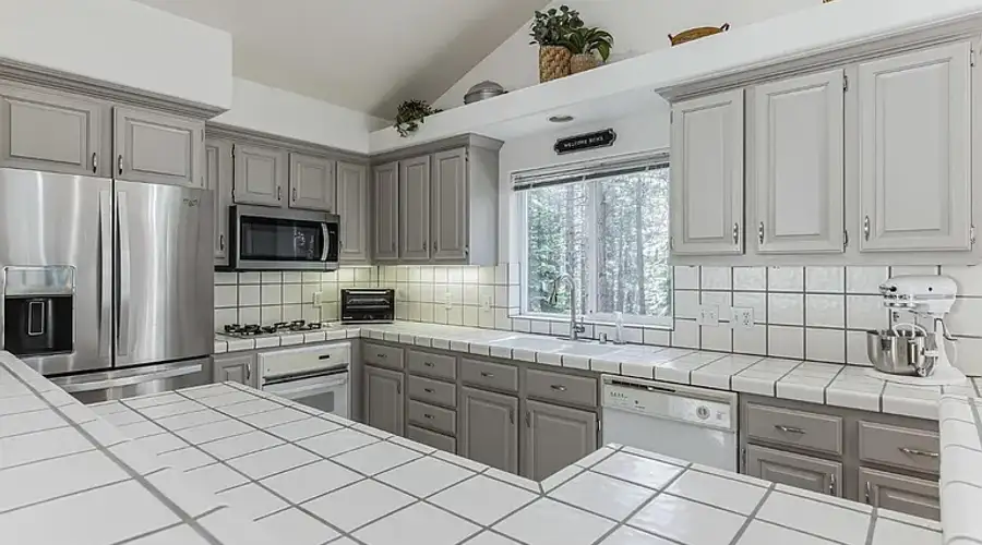 Private Nature Retreat with Modern Amenities