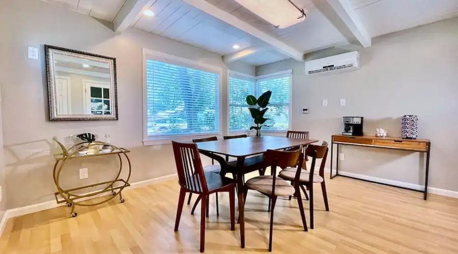 Maryland · Mid-Century Modern · Covered Patio · 5 Min to DT Sac