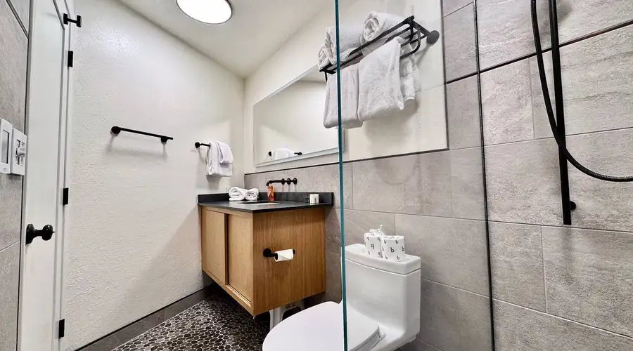 First Fairway Condo · Walk to Golf & Lake